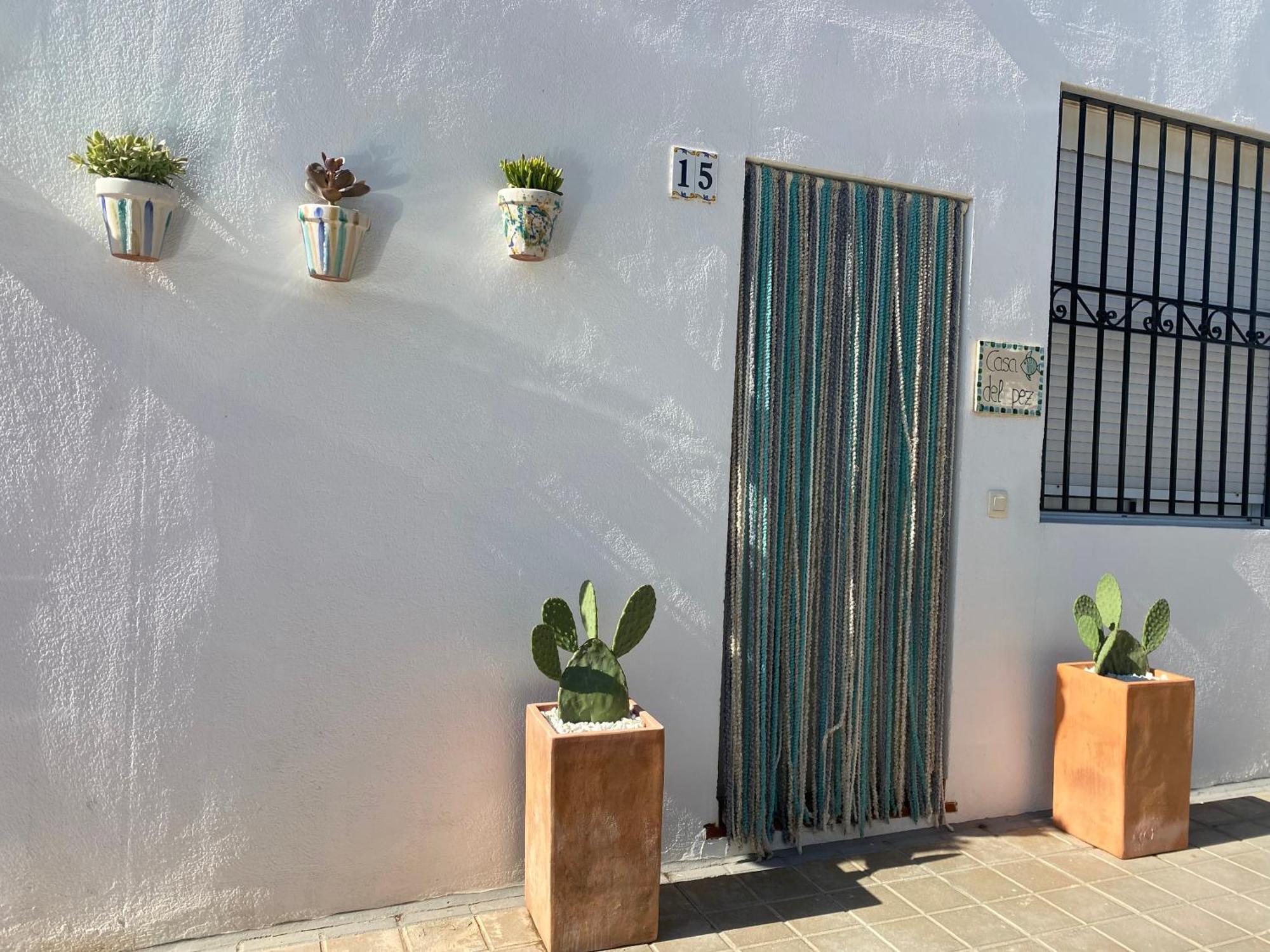 Casa Del Pez Vivienda A Pie De Calle En Agua Amarga A 250 Metros De La Playa Экстерьер фото