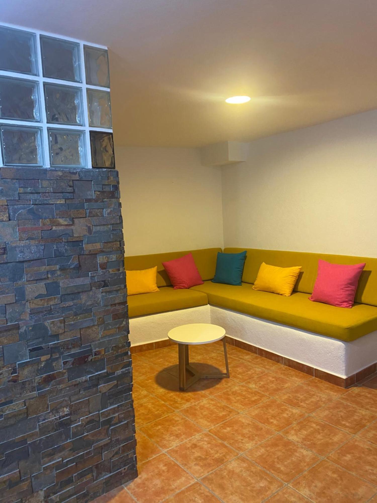 Casa Del Pez Vivienda A Pie De Calle En Agua Amarga A 250 Metros De La Playa Экстерьер фото